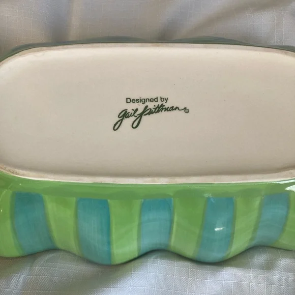 Gail Pittman Ruffle Oval Bowl and Cheese Spreaders - Picture 6 of 8